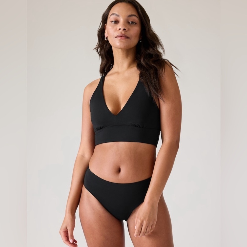 Nwt Athleta Plunge Black Bikini Top Size Xs Best For A-C Cups.